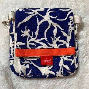 Crossbody purse